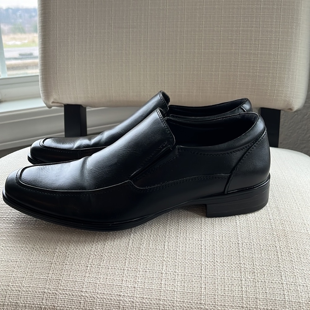 APT. 9 mens dress shoes. Size 7.5. - Picture 3 of 7